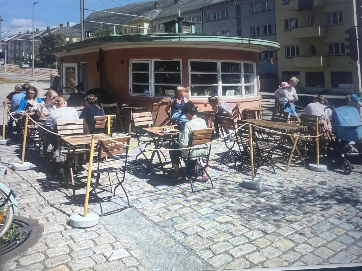 Cosy Apartment With Free Parking Берген Экстерьер фото