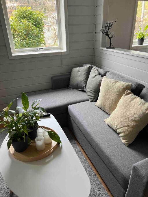 Cosy Apartment With Free Parking Берген Экстерьер фото